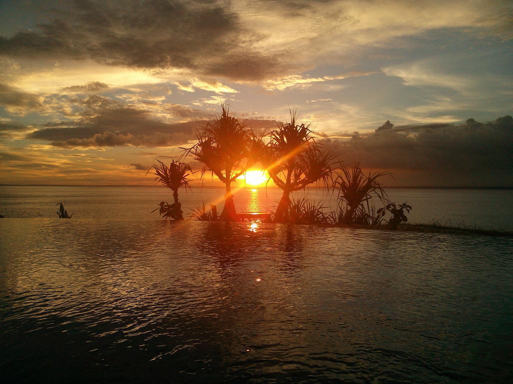Dodol Lembongan Cliff Sunset Hotel Exterior foto