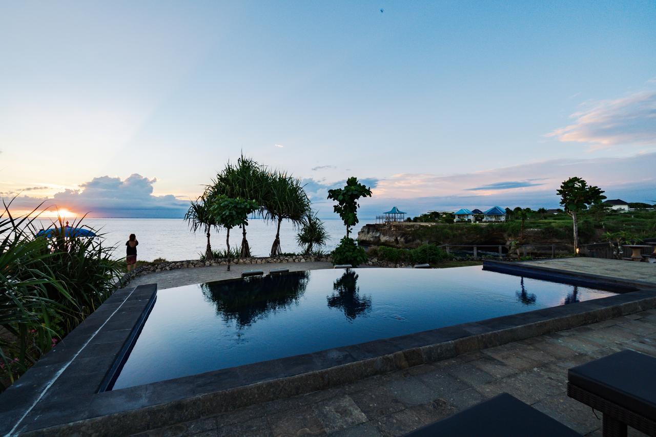 Dodol Lembongan Cliff Sunset Hotel Exterior foto