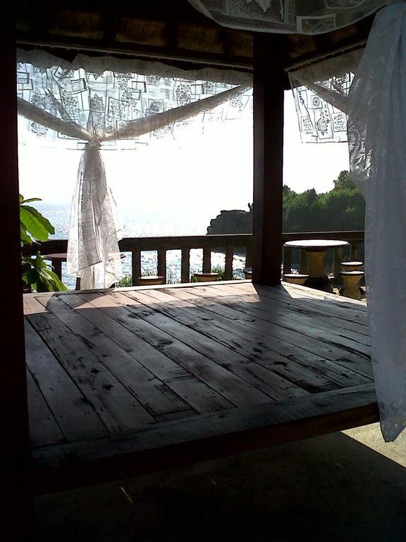 Dodol Lembongan Cliff Sunset Hotel Exterior foto