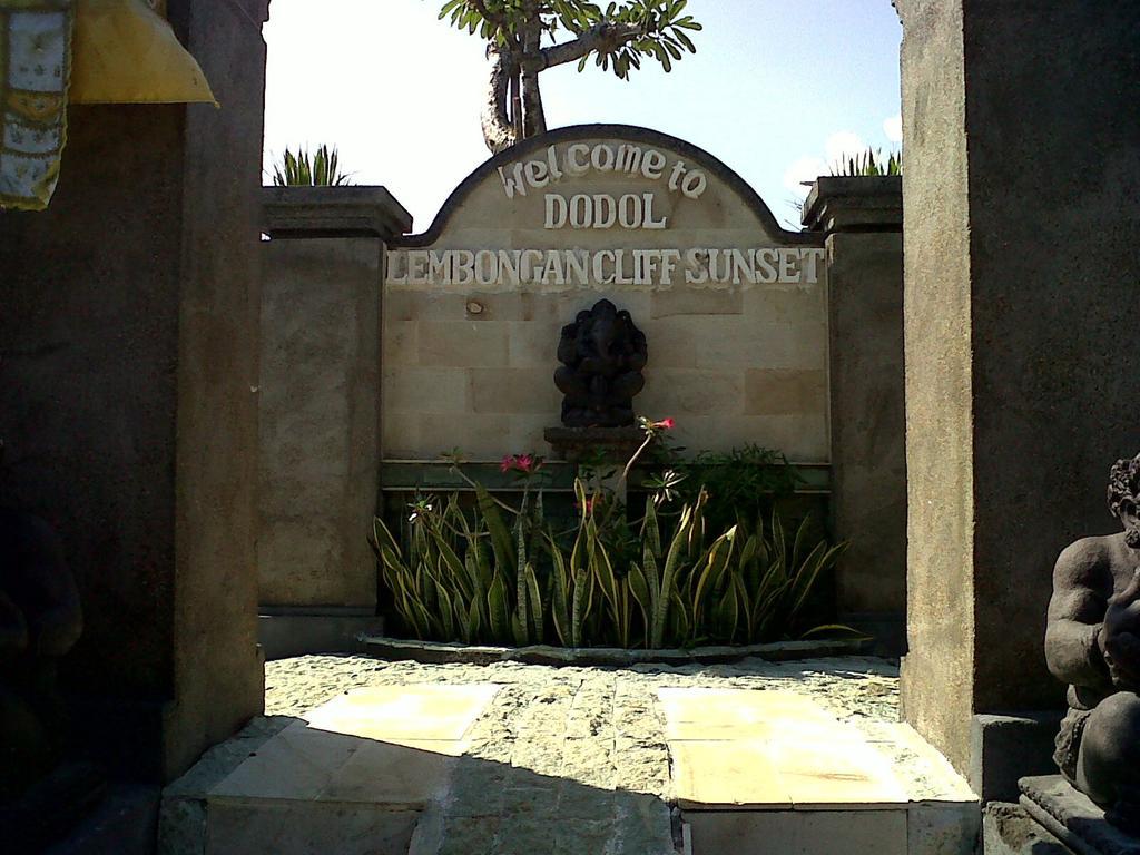 Dodol Lembongan Cliff Sunset Hotel Exterior foto